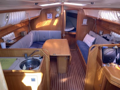 BAVARIA 33 CRUISER
