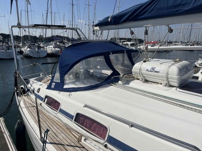 BAVARIA 33 CRUISER
