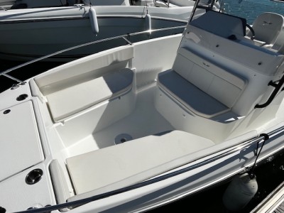 FLYER 8 SPACEDECK