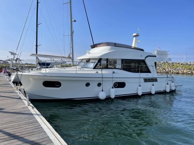 SWIFT TRAWLER 47