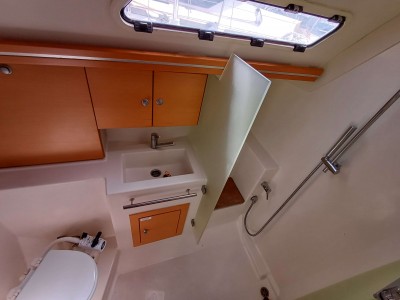 HANSE 370