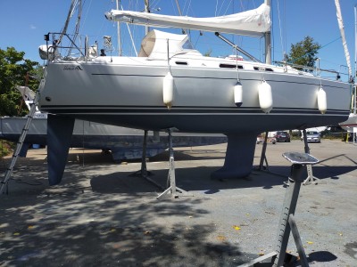 HANSE 370