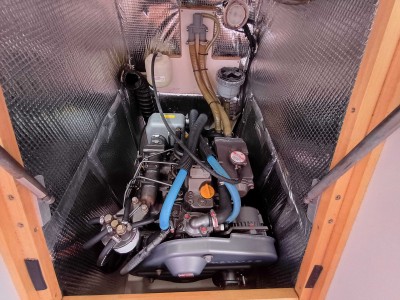 HANSE 370