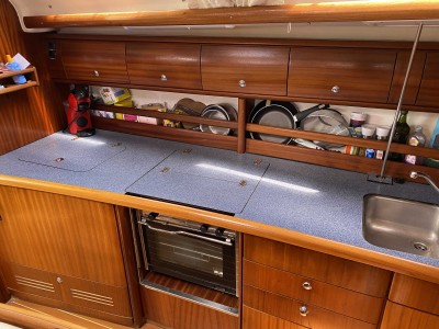 BAVARIA 44