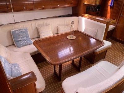 BAVARIA 44