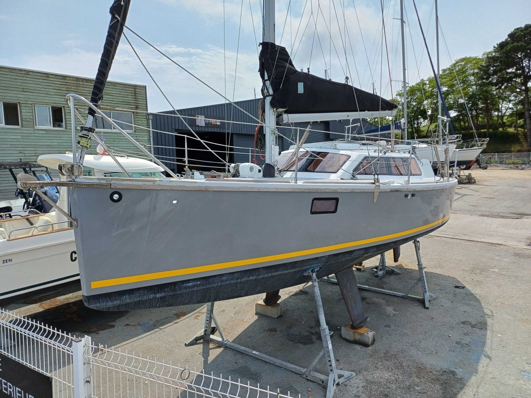 RM 900