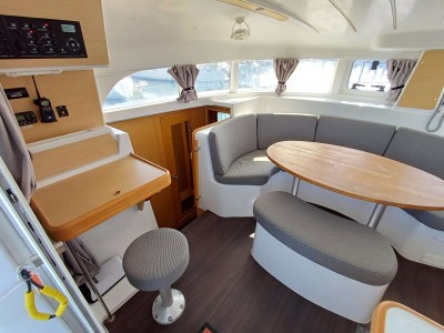 LAGOON 380
