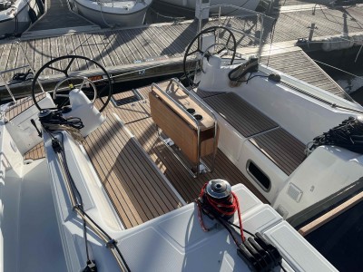 SUN ODYSSEY 350