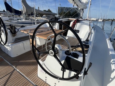 SUN ODYSSEY 350
