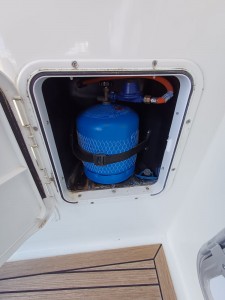 RANGE BOAT 39 HYBRID