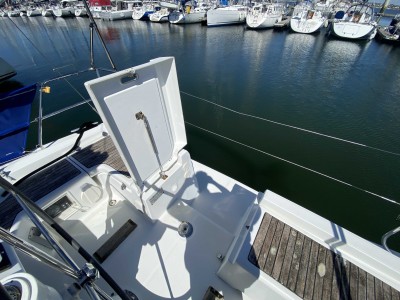 OCEANIS 37