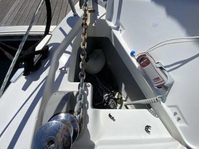 OCEANIS 37