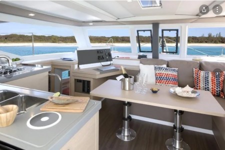 LUCIA 40