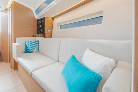 SUN ODYSSEY 350