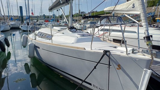 OCEANIS 31