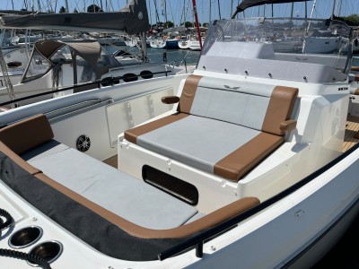 FLYER 9 SPACEDECK