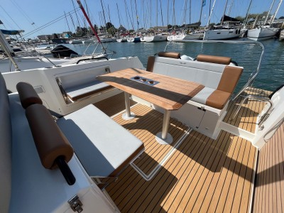 FLYER 9 SPACEDECK