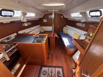 OCEANIS 31
