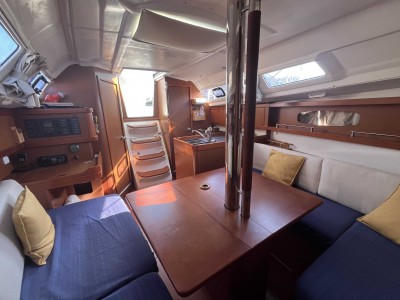 OCEANIS 31