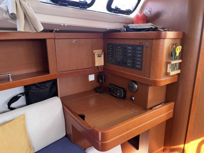 OCEANIS 31