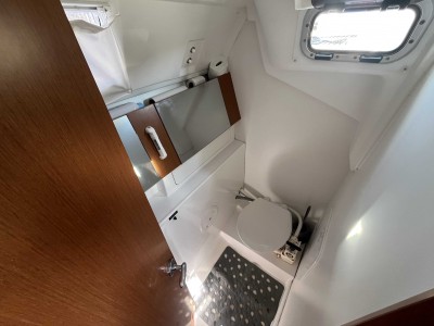 OCEANIS 31