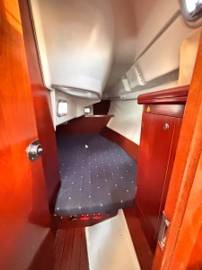 OCEANIS 323