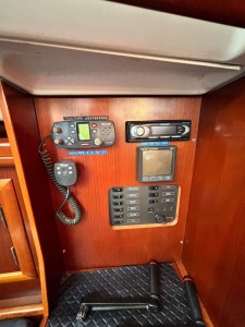 OCEANIS 323