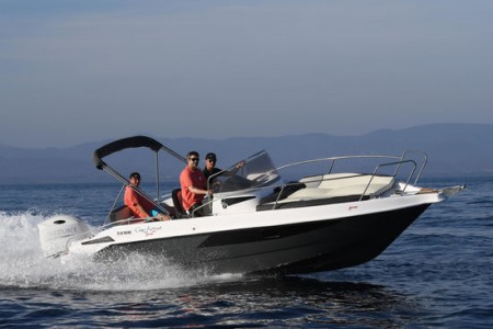 CAP-FERRET 702 SUN DECK