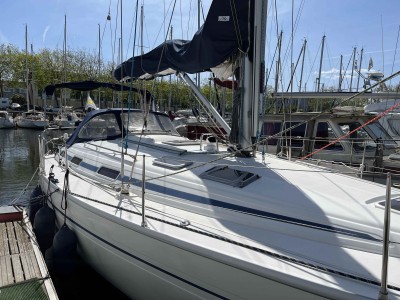 BAVARIA 40