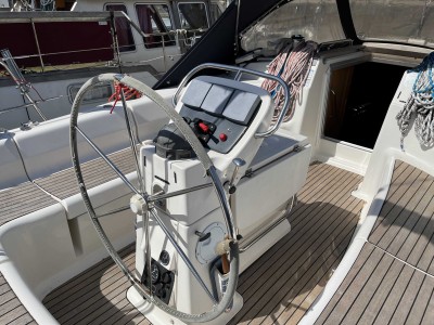 BAVARIA 40