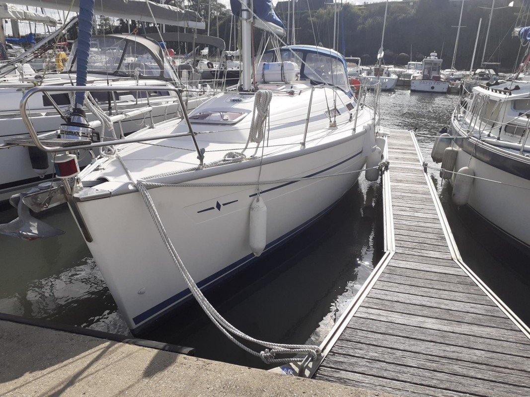 BAVARIA 32 CRUISER