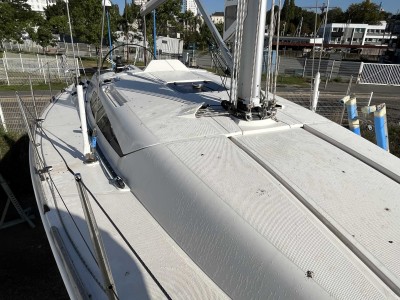 ELAN 340