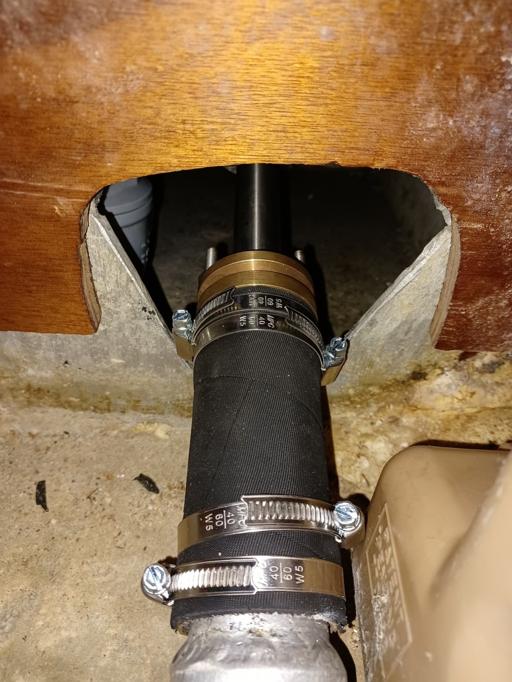 Nos conseils d'entretien : Presse-étoupe et bague hydrolube